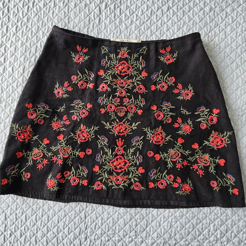 Zara Black A-line Mini Skirt with Red Embellishments